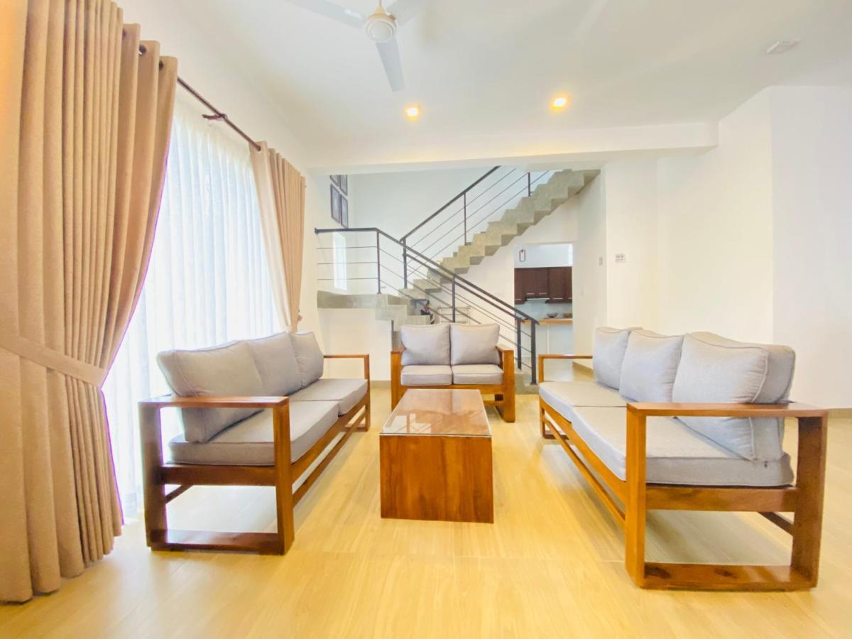Srimadis Villa Near Airport - Negombo Dış mekan fotoğraf